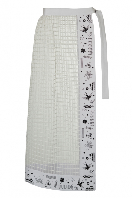 Plakhta with ethnic motif