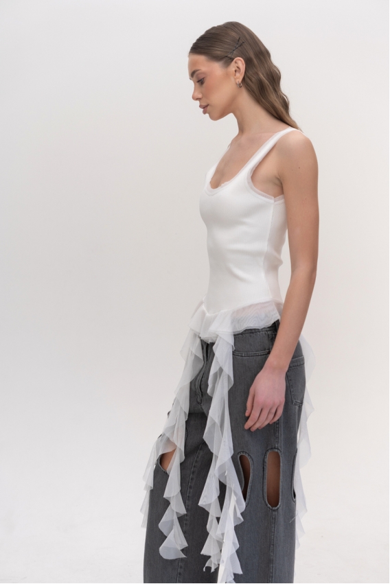 White tank top with ruffles 