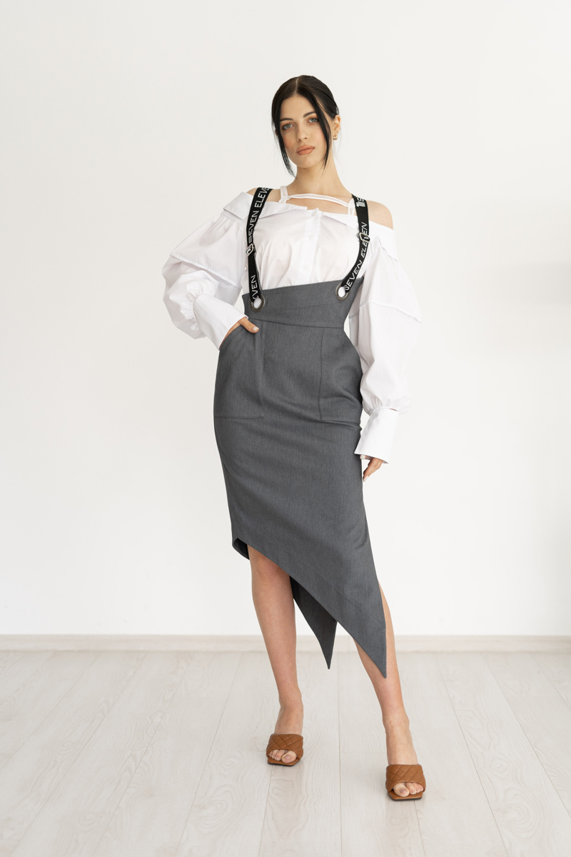 Asymmetric gray skirt photo
