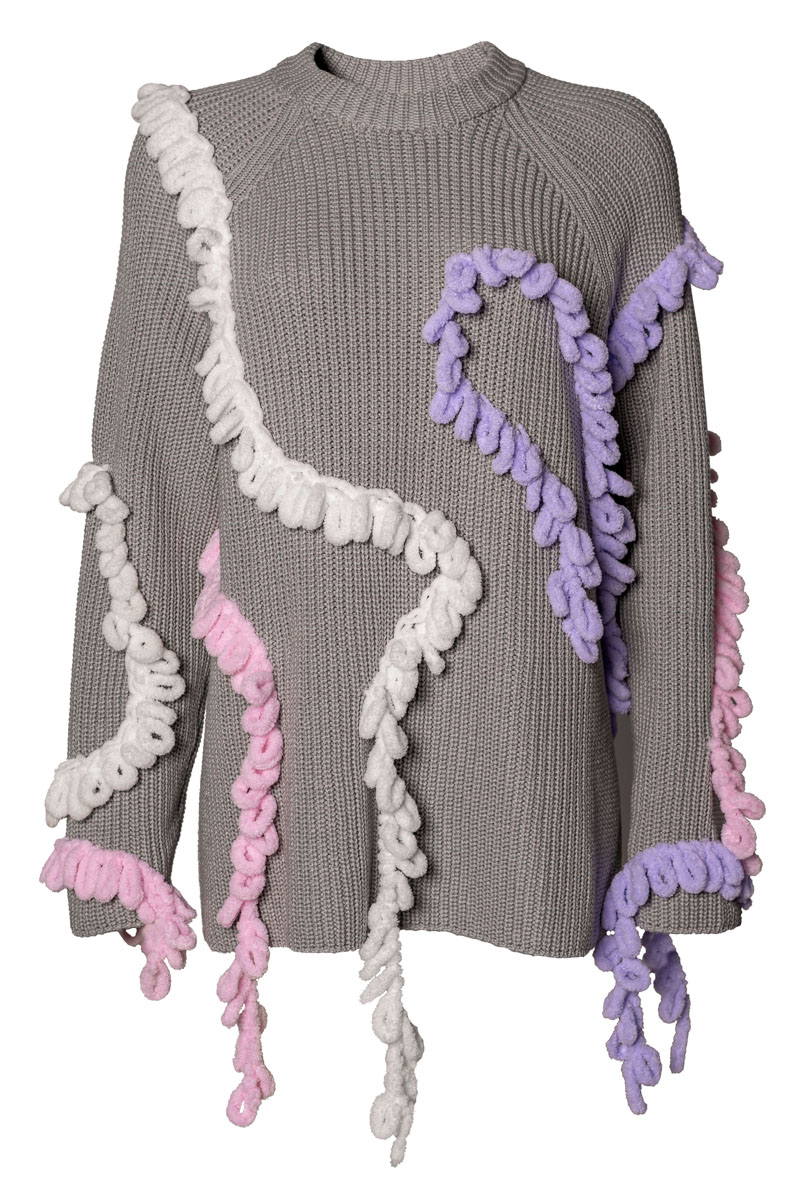 Puffy decorated sweater