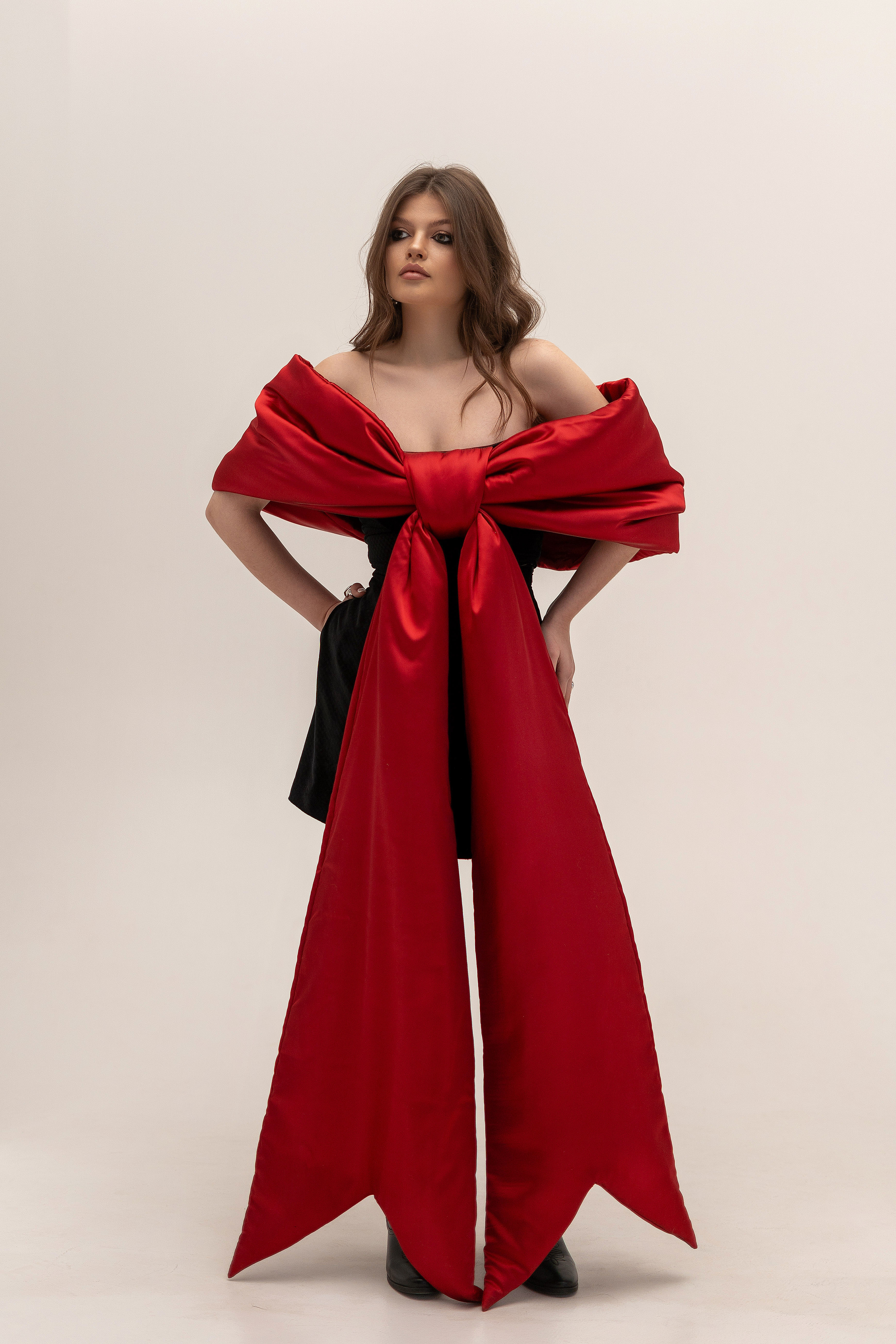 Оксамитові чорні шорти-спідниця фото