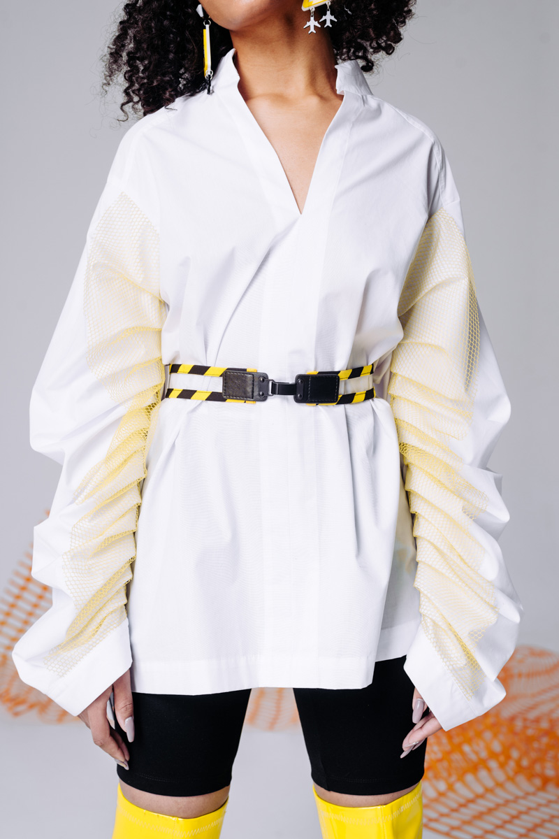 White blouse with mesh oversized sleeve  photo 4
