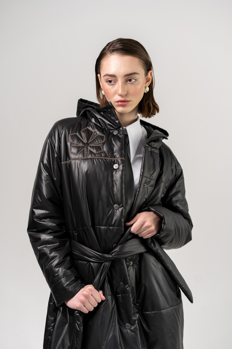 Black oversized coat photo 8