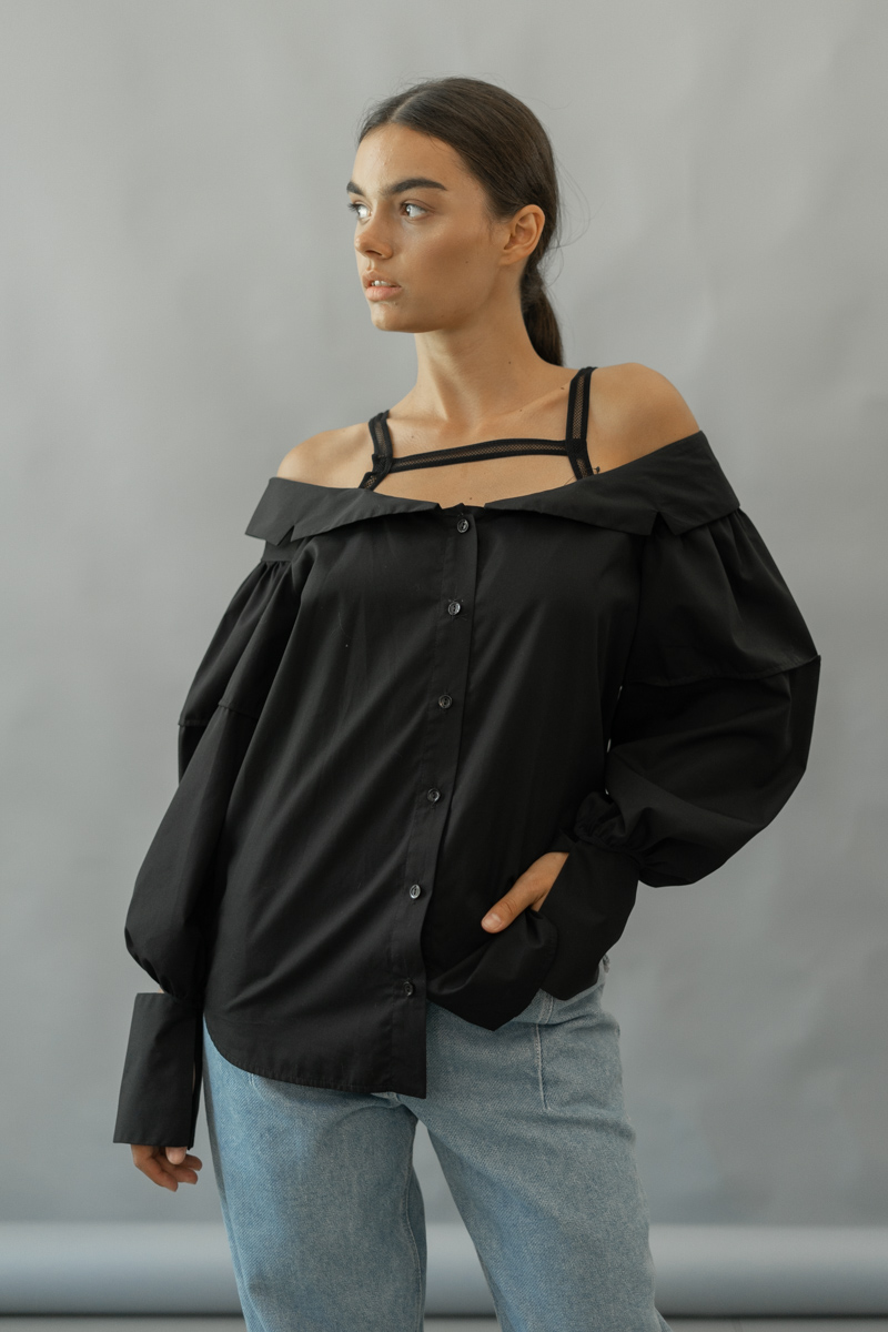 Off the shoulder black blouse  photo 4