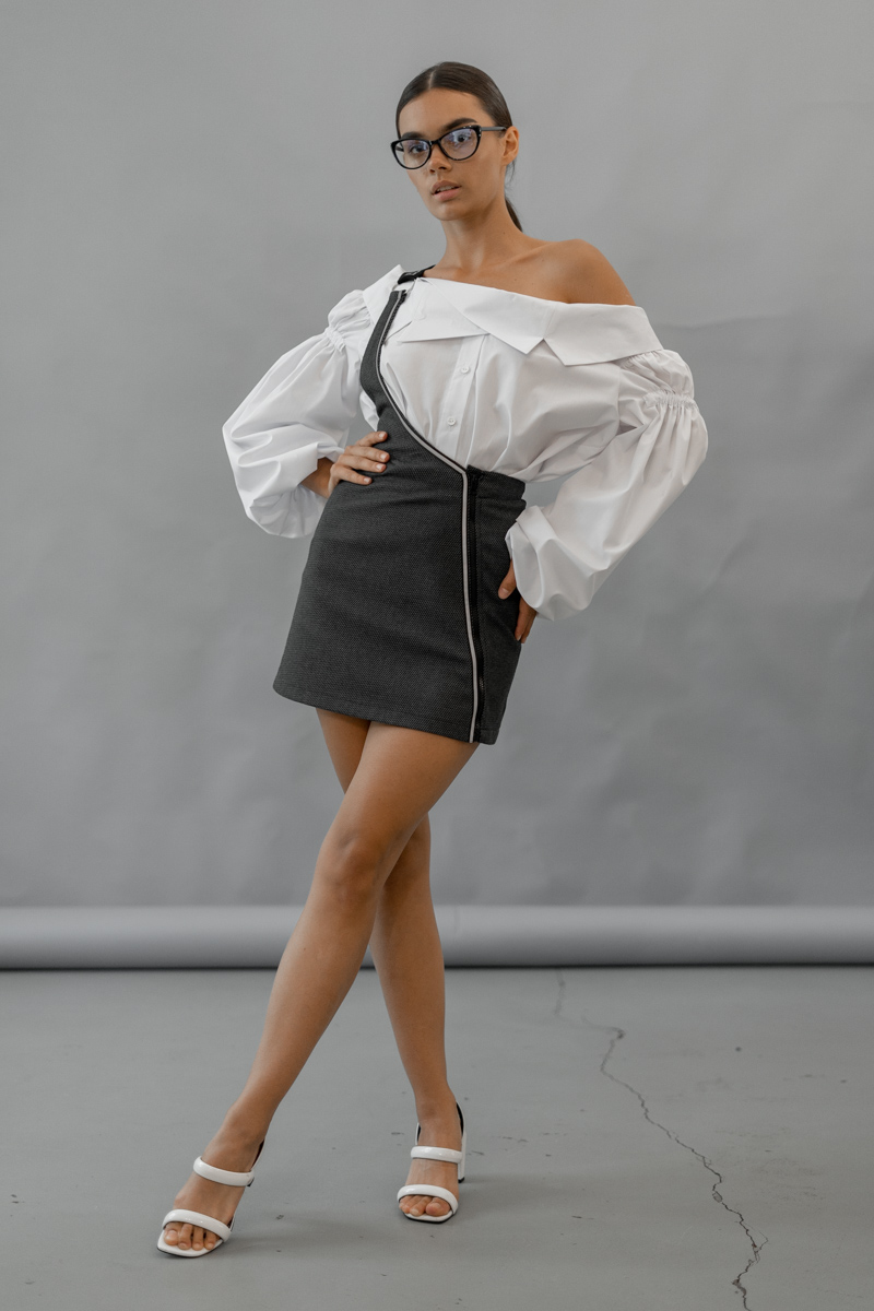 Mini dark gray cotton skirt with suspender photo 1