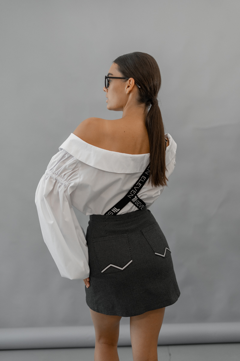 Mini dark gray cotton skirt with suspender photo 3