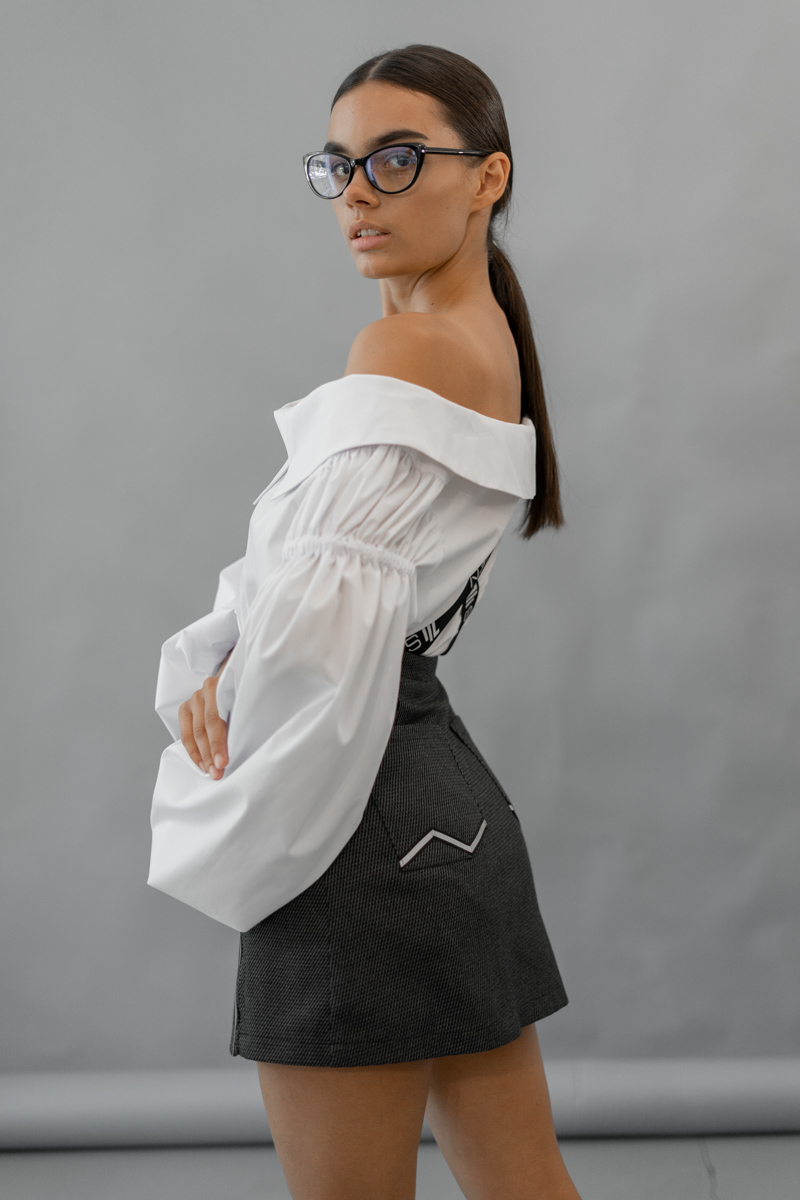 Mini dark gray cotton skirt with suspender photo 4