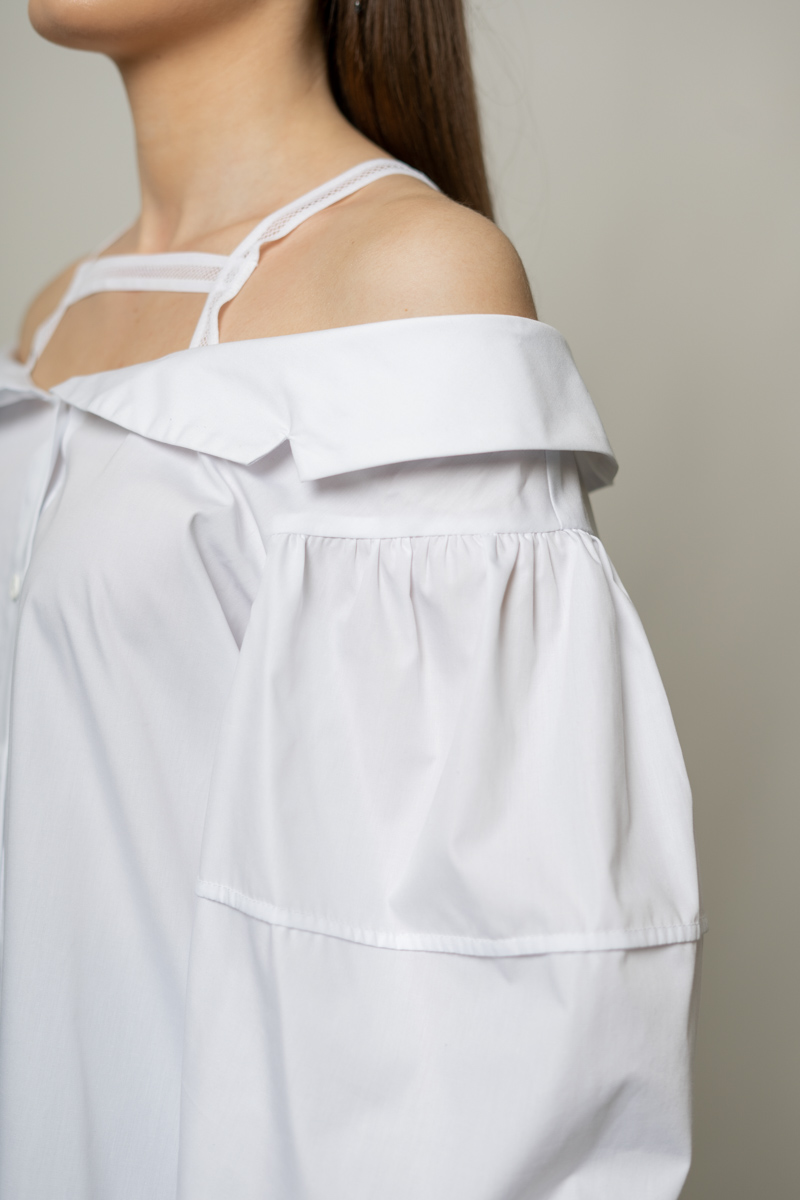 Off the shoulder white blouse  photo 4