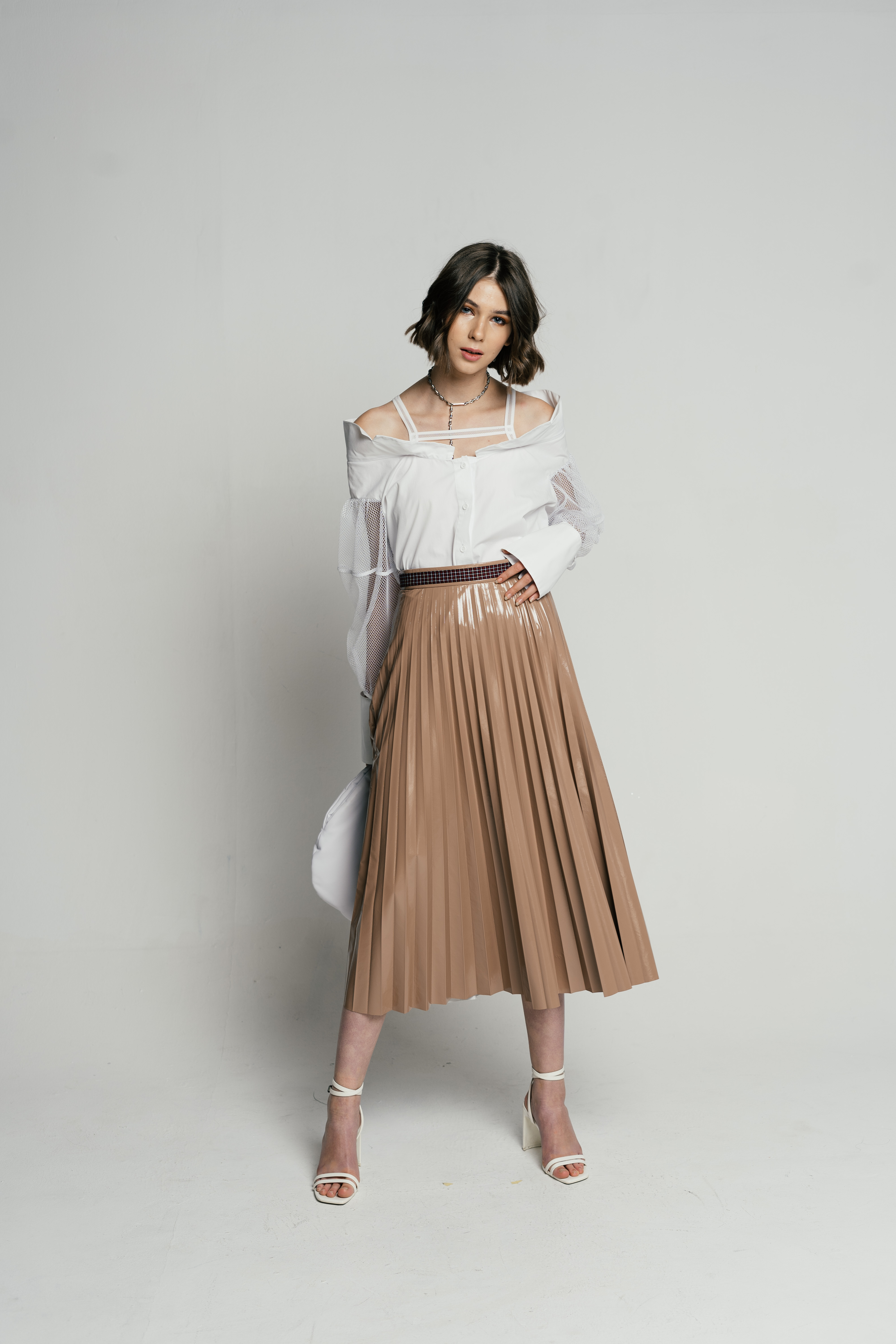Beige lacquer pleated wrap midi skirt photo 1