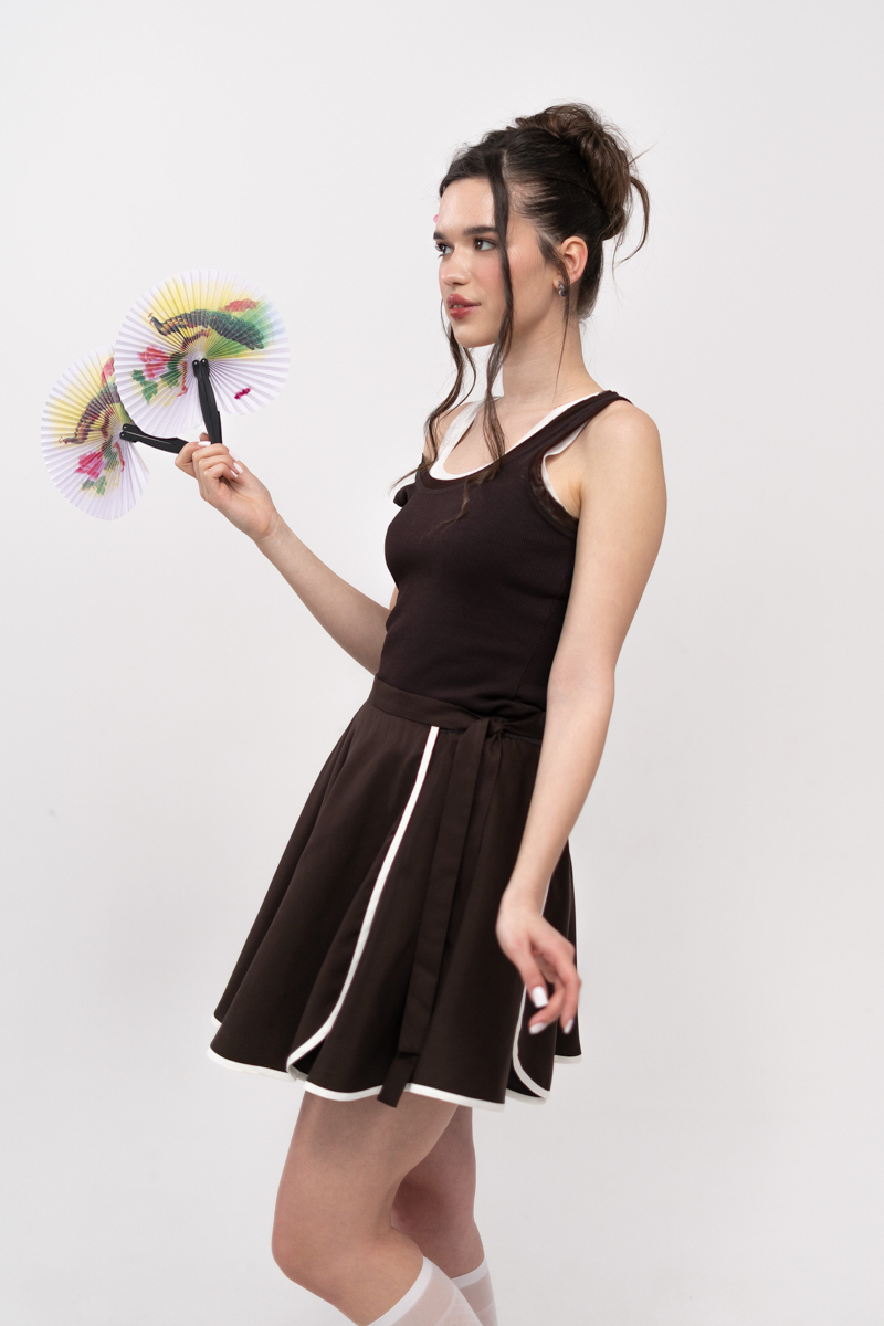 Brown skort photo Brown skort photo 2