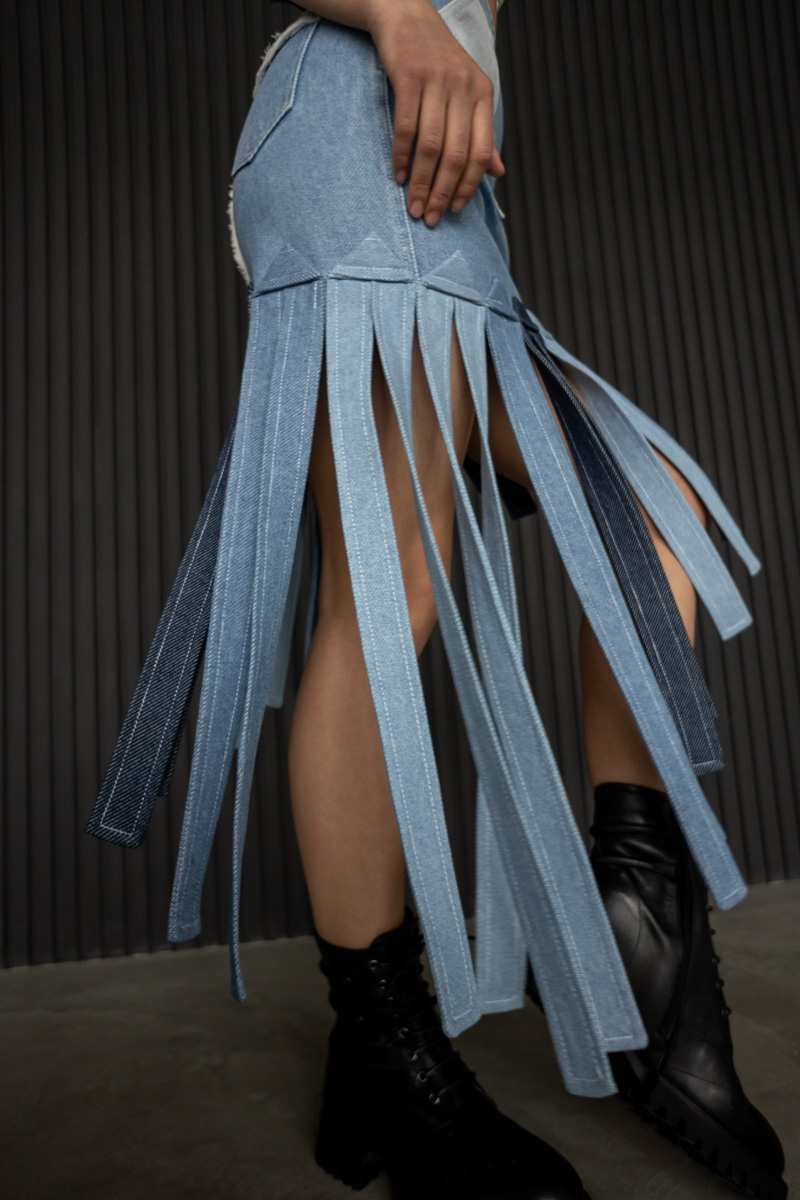 Denim skirt with fringe photo 3