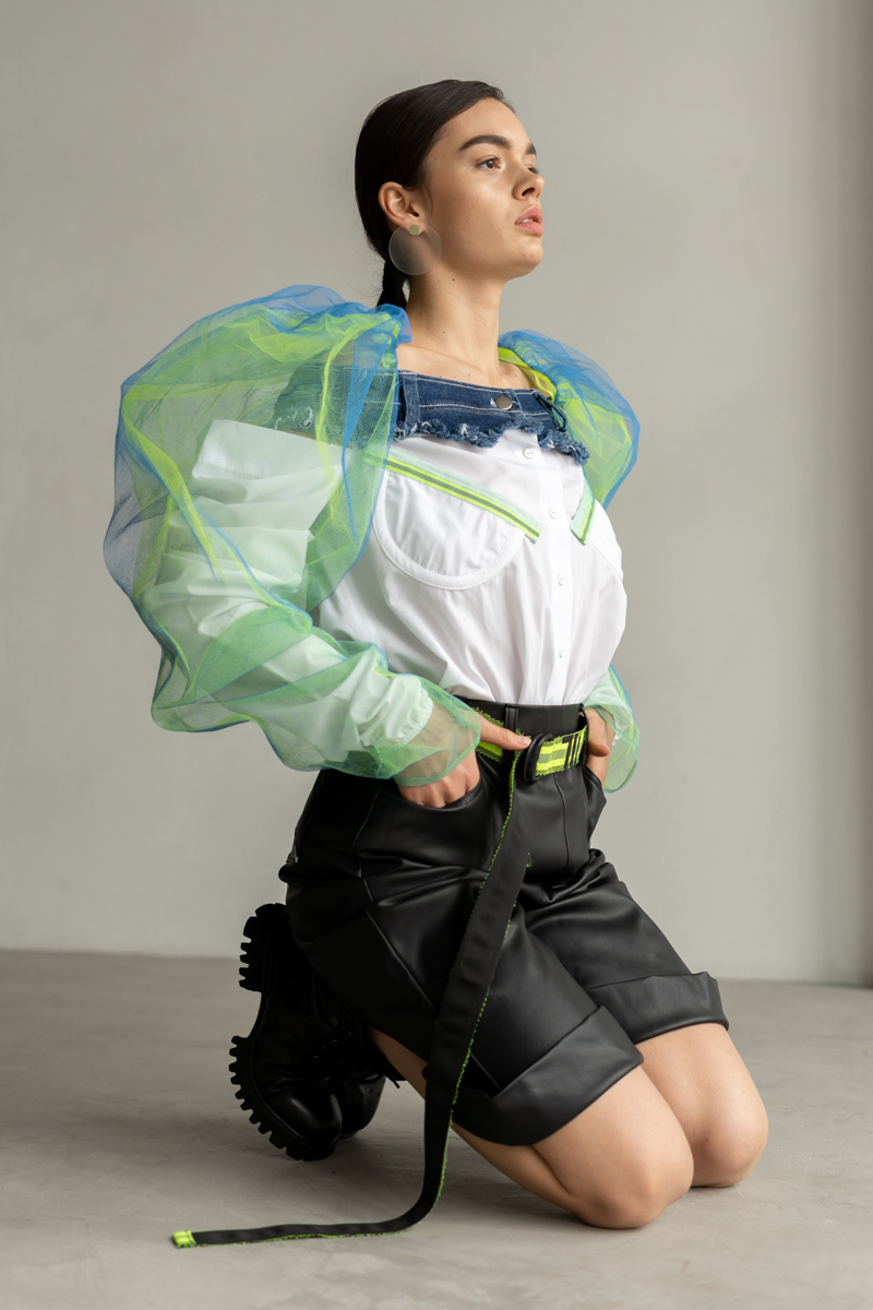 Blouse with denim decor and blue-green mesh photo 2