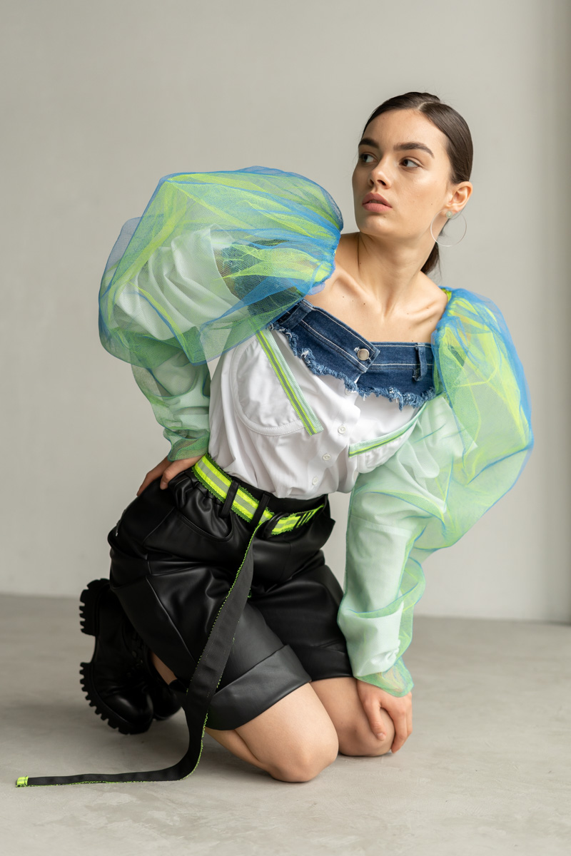 Blouse with denim decor and blue-green mesh photo 5